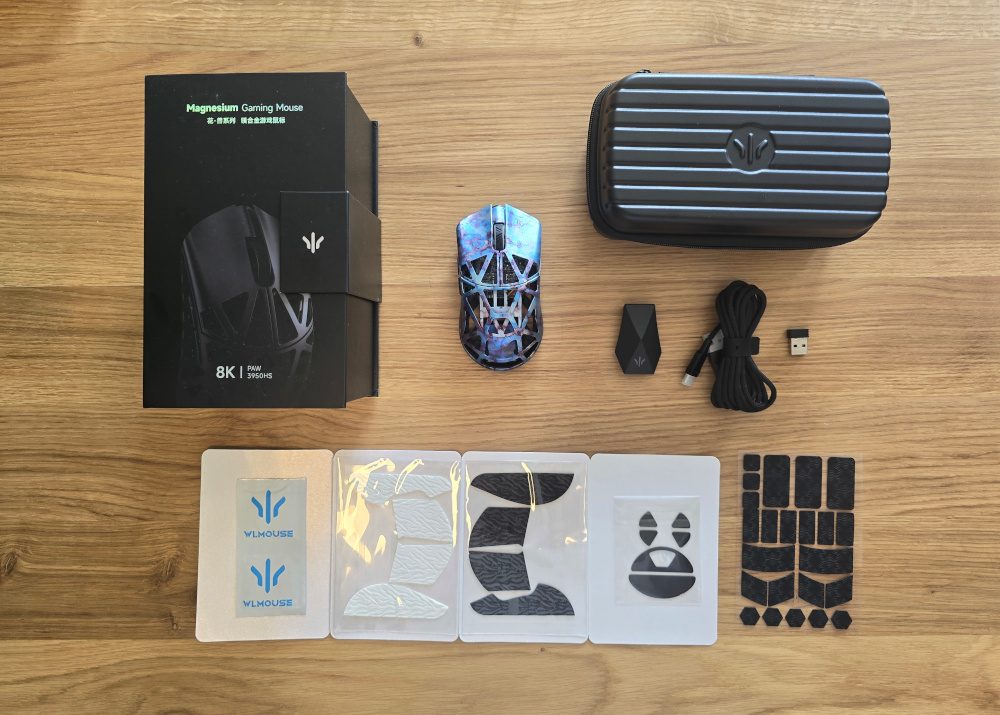 WLmouse Beast X Pro packaging and content